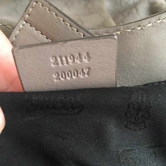 Authentic Gucci “La Pelle Guccissima” Sukey - Picture 3 of 8